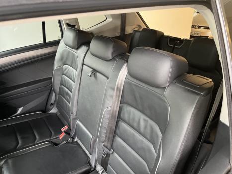 VOLKSWAGEN Tiguan 1.4 250 TSI TOTAL FLEX ALLSPACE COMFORTLINE TURBO AUTOMÁTICO TIPTRONIC, Foto 5