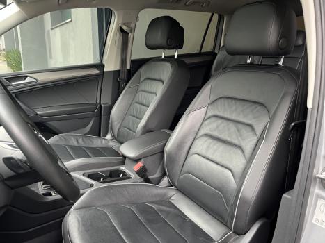 VOLKSWAGEN Tiguan 1.4 250 TSI TOTAL FLEX ALLSPACE COMFORTLINE TURBO AUTOMÁTICO TIPTRONIC, Foto 6