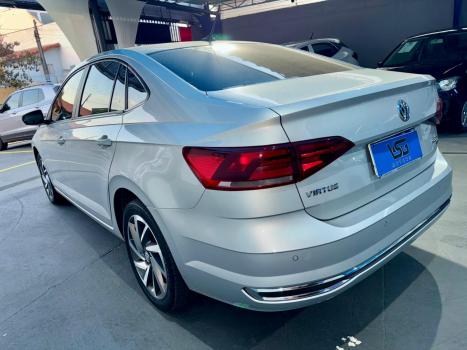 VOLKSWAGEN Virtus 1.0 4P 200 TSI FLEX HIGHLINE AUTOM�TICO, Foto 4