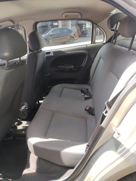 VOLKSWAGEN Voyage 1.0 4P FLEX, Foto 7