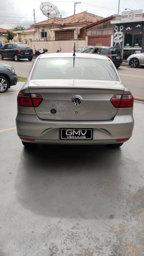 VOLKSWAGEN Voyage 1.6 4P COMFORTLINE FLEX, Foto 5