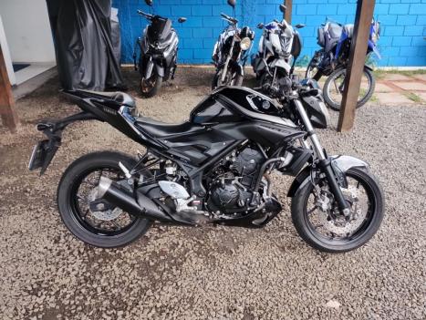 YAMAHA MT-03 300 ABS, Foto 1