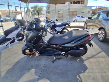 YAMAHA XMax 250 , Foto 2