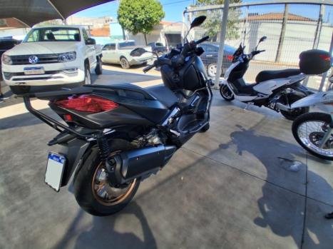 YAMAHA XMax 250 , Foto 4