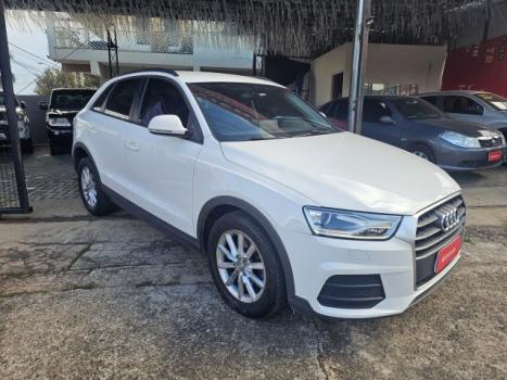 AUDI Q3 2.0 4P TFSI AMBIENTE QUATTRO S-TRONIC AUTOMTICO, Foto 3