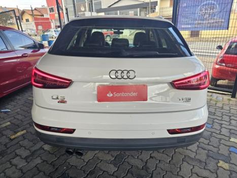 AUDI Q3 2.0 4P TFSI AMBIENTE QUATTRO S-TRONIC AUTOMTICO, Foto 4