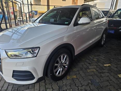 AUDI Q3 2.0 4P TFSI AMBIENTE QUATTRO S-TRONIC AUTOMTICO, Foto 5