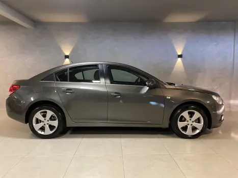 CHEVROLET Cruze Sedan 1.8 16V 4P LT ECOTEC FLEX AUTOMTICO, Foto 3