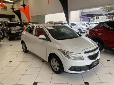 CHEVROLET Onix Hatch 1.0 4P FLEX LT, Foto 2