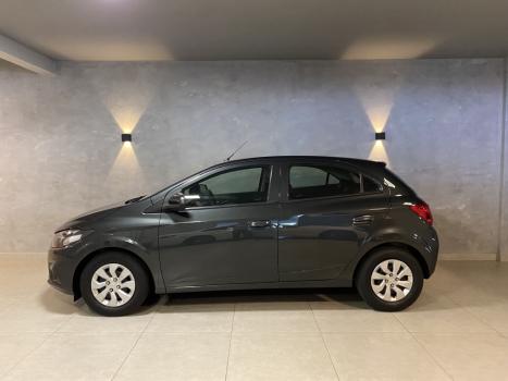 CHEVROLET Onix Hatch 1.0 4P FLEX LT, Foto 2