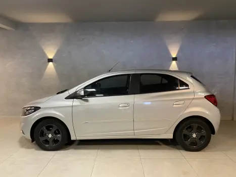 CHEVROLET Onix Hatch 1.4 4P FLEX LT AUTOMTICO, Foto 2