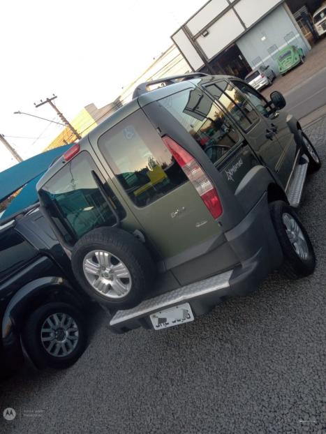 FIAT Doblo 1.8 16V 4P FLEX ADVENTURE, Foto 2