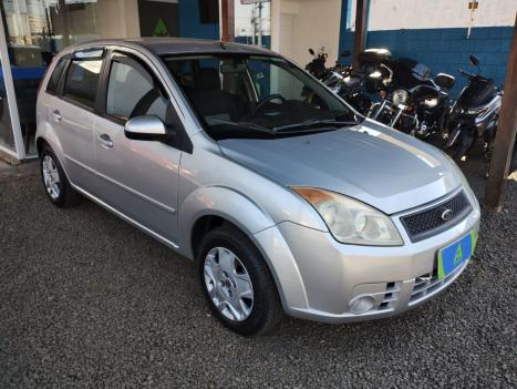FORD Fiesta Hatch 1.6 4P FLEX, Foto 2