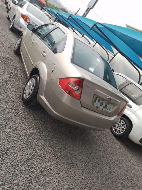 FORD Fiesta Sedan 1.6 4P FLEX, Foto 4