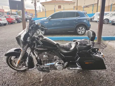 HARLEY DAVIDSON Street Glide FLHX 1700, Foto 5