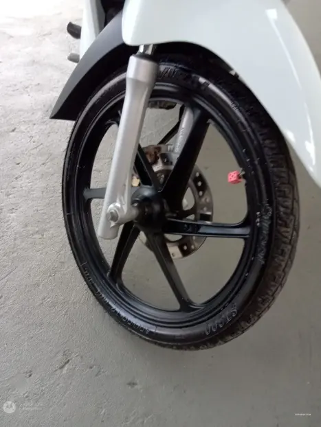 HONDA Biz 125 EX, Foto 8
