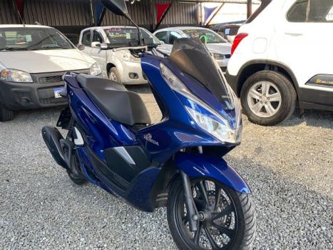 HONDA PCX 150 DLX, Foto 2