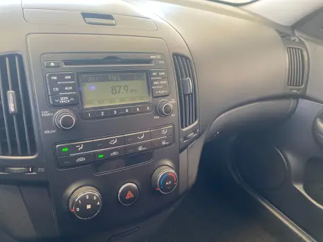 HYUNDAI I30 2.0 16V 4P GLS, Foto 6