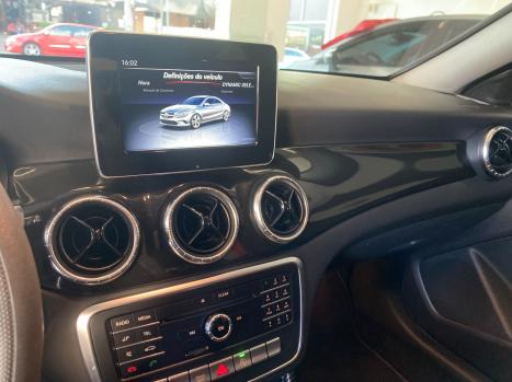 MERCEDES-BENZ CLA 180 1.6 16V 4P CGI TURBO 7G-TRONIC DCT AUTOMTICO, Foto 9