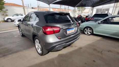 MERCEDES-BENZ GLA 200 1.6 16V 4P FLEX CGI ADVANCE TURBO AUTOMTICO, Foto 4
