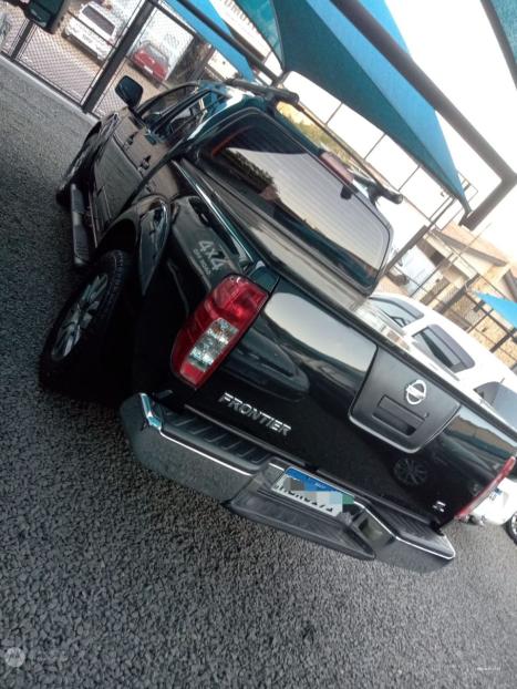 NISSAN Frontier 2.5 SL 4X4 TURBO DIESEL CABINE DUPLA AUTOMTICO, Foto 2