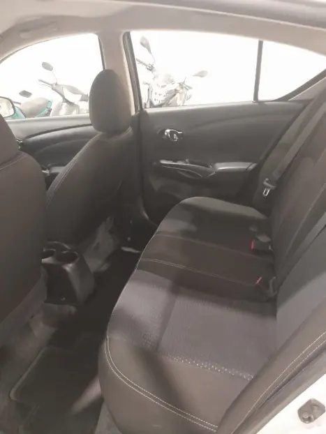 NISSAN Versa Sedan 1.6 16V 4P SV FLEX XTRONIC AUTOMTICO CVT, Foto 8