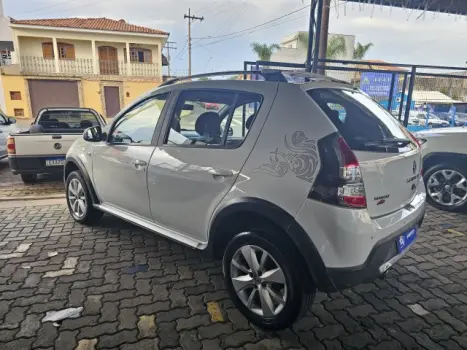 RENAULT Sandero 1.6 4P FLEX STEPWAY EASY-R AUTOMATIZADO, Foto 4