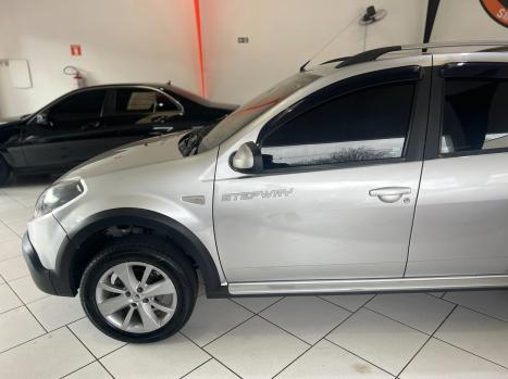 RENAULT Sandero , Foto 3