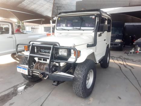 TOYOTA Bandeirante 3.7 4X4 DIESEL TETO RGIDO, Foto 3
