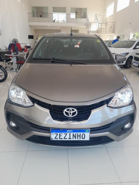 TOYOTA Etios Sedan 1.5 16V 4P FLEX XS AUTOMTICO, Foto 2
