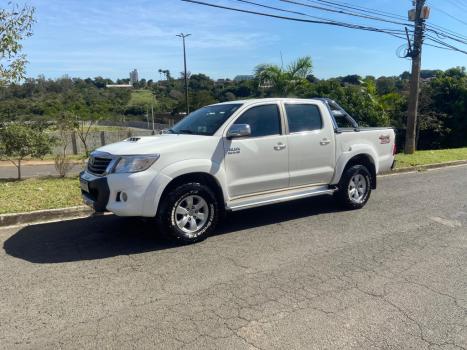 TOYOTA Hilux Caminhonete 3.0 4P 4X4 SRV TURBO DIESEL CABINE DUPLA AUTOMTICO, Foto 12