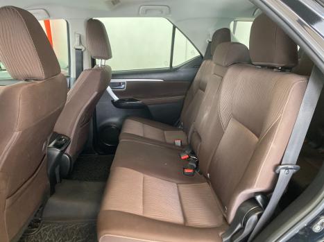TOYOTA Hilux SW4 2.7 16V 4P SR FLEX AUTOMTICO, Foto 8