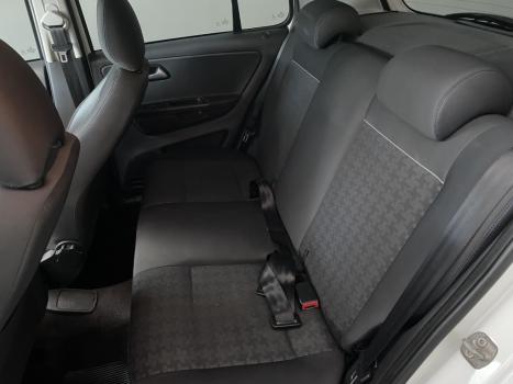VOLKSWAGEN Fox 1.6 4P MSI COMFORTLINE FLEX, Foto 5