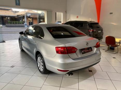VOLKSWAGEN Jetta 2.0 4P CONFORTLINE FLEX, Foto 4
