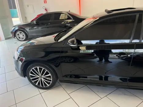 VOLKSWAGEN Jetta 2.0 4P CONFORTLINE FLEX, Foto 3