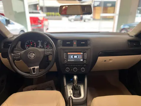 VOLKSWAGEN Jetta 2.0 4P CONFORTLINE FLEX, Foto 5