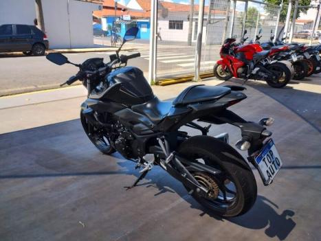 YAMAHA MT-03 300 ABS, Foto 6