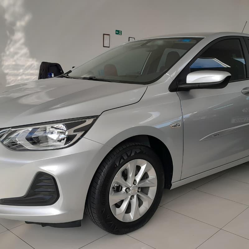 Comprar Hatch Chevrolet Onix Hatch 1.0 12v 4P Flex LT Prata 2023 em ...