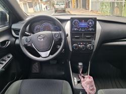 TOYOTA Yaris Hatch 1.3 16V 4P FLEX XL MULTIDRIVE AUTOM�TICO CVT