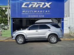 TOYOTA Hilux SW4 2.7 16V 4P FLEX SR 7 LUGARES AUTOMTICO