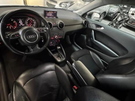AUDI A1 1.4 16V TFSI ATRACTION S-TRONIC AUTOM�TICO, Foto 7