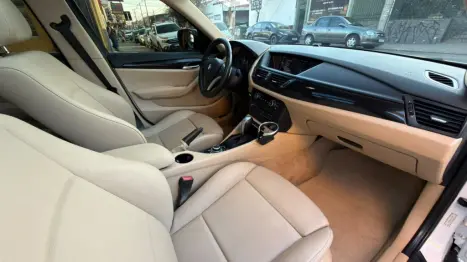 BMW X1 3.0 24V 4P X-DRIVE 28I AUTOM�TICO, Foto 15