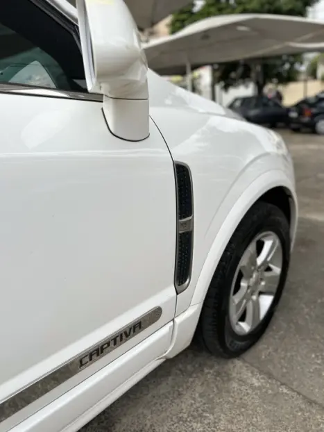 CHEVROLET Captiva Sport 2.4 16V SFI ECOTEC AUTOM�TICO, Foto 7