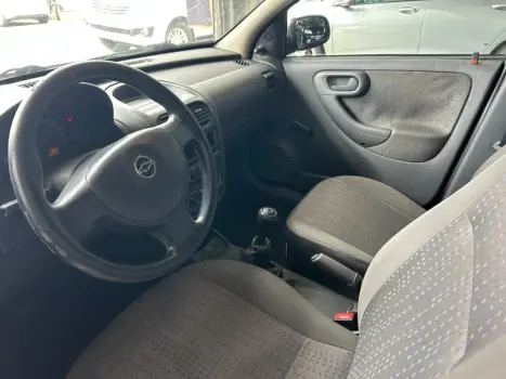 CHEVROLET Corsa Hatch 1.4 4P MAXX FLEX, Foto 4