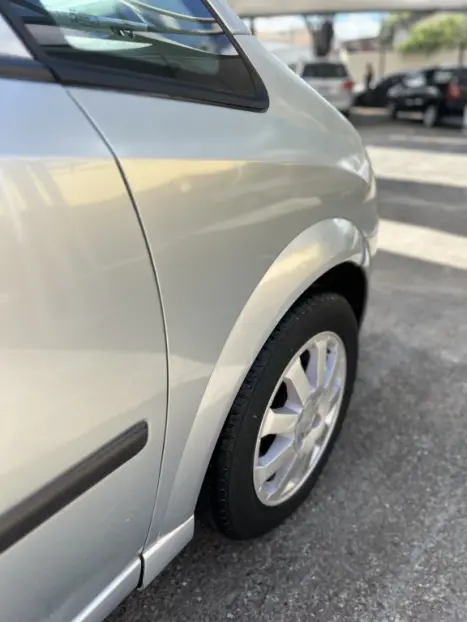 CHEVROLET Meriva 1.8 4P FLEX EXPRESSION EASYTRONIC AUTOMATIZADO, Foto 4