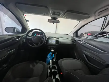 CHEVROLET Onix Hatch 1.4 4P FLEX LTZ, Foto 6