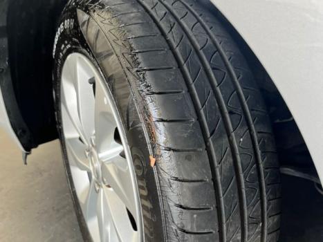 CHEVROLET Onix Hatch 1.0 12V 4P FLEX LT TURBO, Foto 9