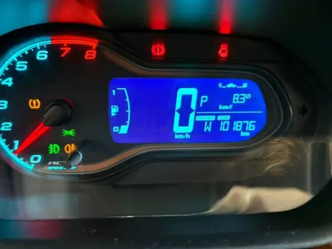 CHEVROLET Onix Hatch 1.4 4P FLEX ACTIV AUTOM�TICO, Foto 4