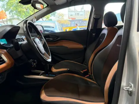 CHEVROLET Onix Hatch 1.4 4P FLEX ACTIV AUTOM�TICO, Foto 5