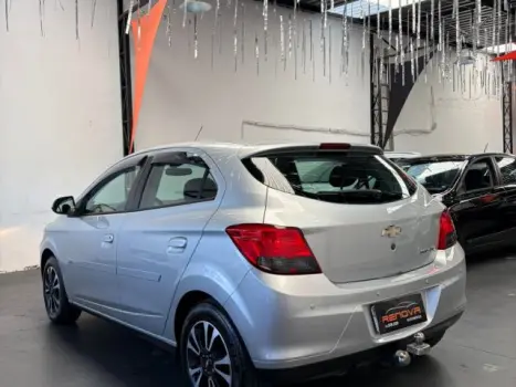 CHEVROLET Onix Hatch 1.4 4P FLEX LTZ AUTOM�TICO, Foto 9